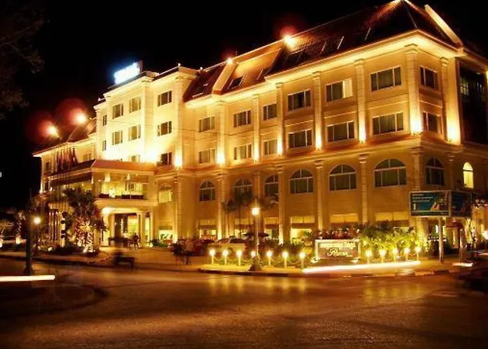 Angkor Riviera 4*