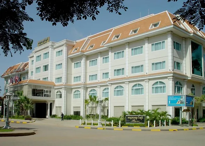 Angkor Riviera Hotel 4*