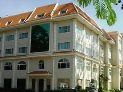 Hotel Angkor Riviera 4*